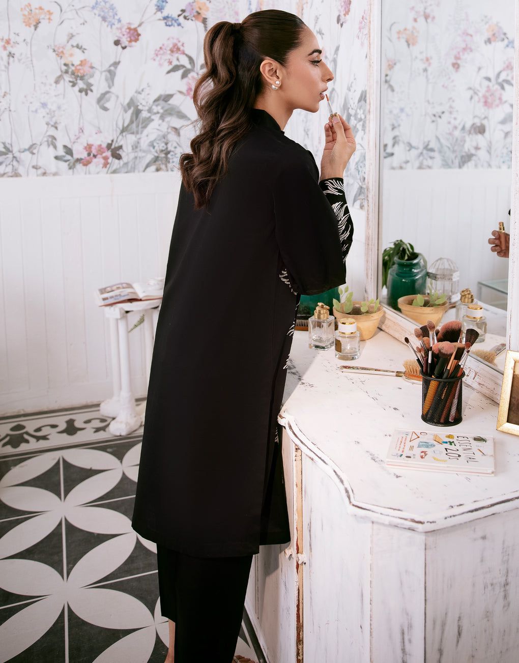 Elegant Black Print Stitched 2Pcs